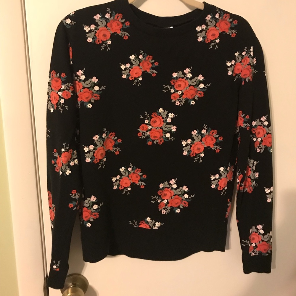 Black H&M rose long sleeve